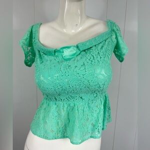 NWT Bebe Womens Teal Green Sz 6 Lace Crop Top Shirt Off The Shoulder Peplum